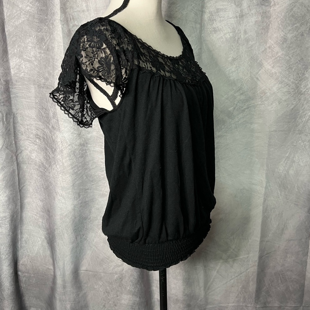Xhiliaration Black Lace Illusion Women's Flutter Sleeve Top - Small - Picture 3 of 12